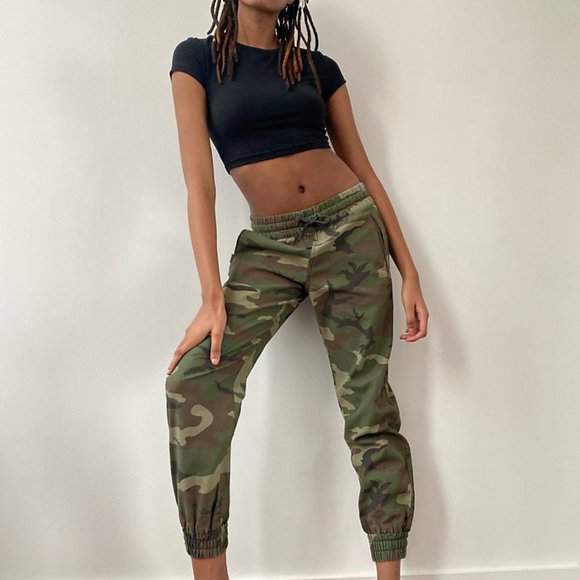 TNA Alix Pant (Camo Cargo) - Picture 1 of 4